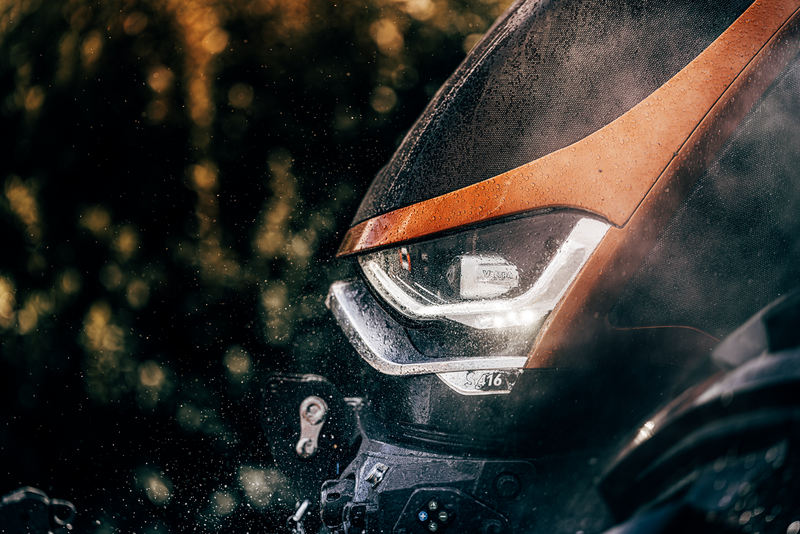 Valtra oferuje teraz INTELLilight jako część pakietu Unlimited.